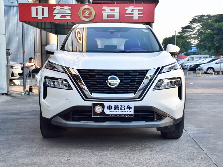 Фото 2 - Nissan X-Trail