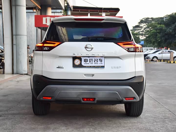 Фото 6 - Nissan X-Trail