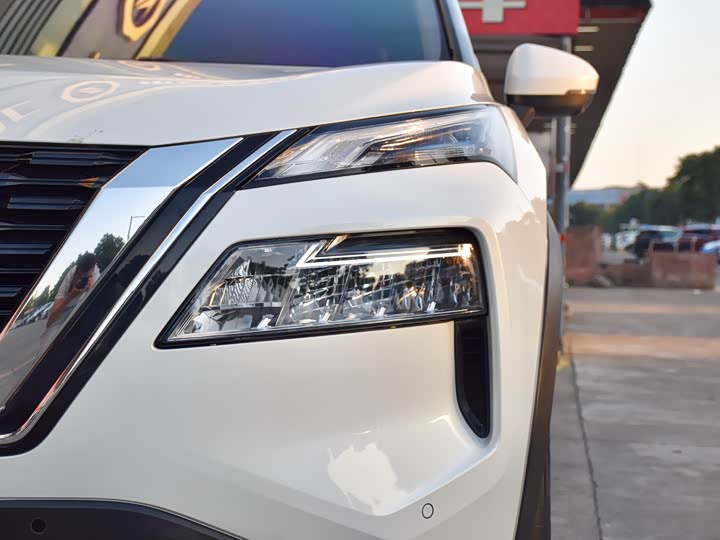 Фото 8 - Nissan X-Trail