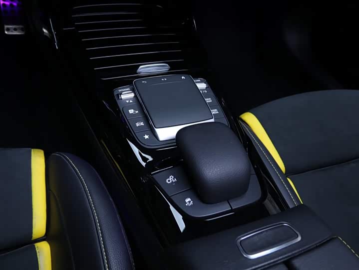 Фото 8 - Mercedes-Benz A-Class AMG