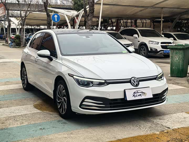 Фото 3 - Volkswagen Golf