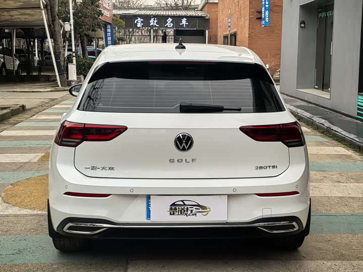 Фото 4 - Volkswagen Golf