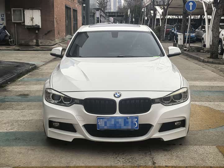 Фото 7 - Volkswagen Golf