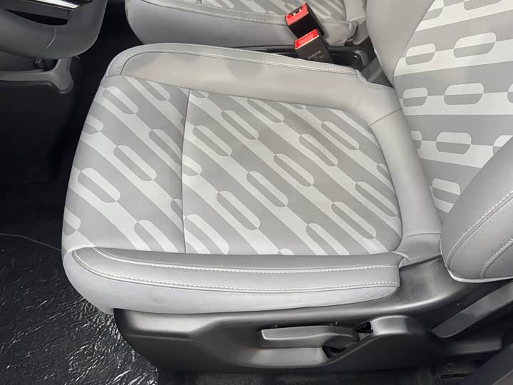 Фото 7 - Leapmotor T03