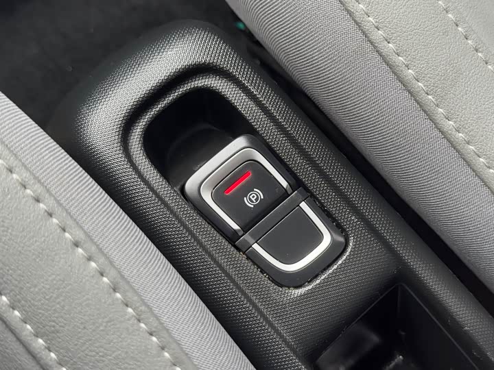 Фото 8 - Leapmotor T03