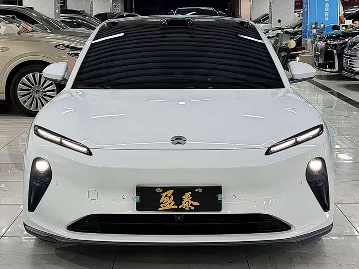 Фото 2 - Nio ET5