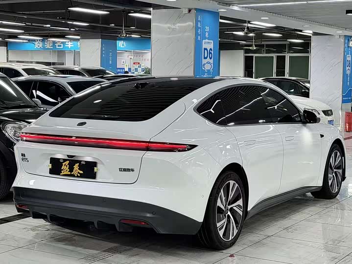 Фото 7 - Nio ET5