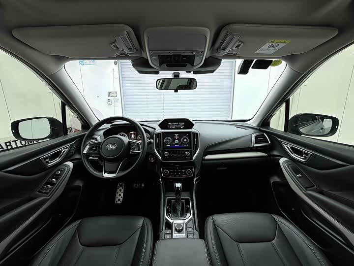 Фото 4 - Subaru Forester