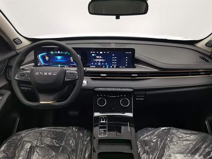 Фото 5 - Exeed LX C-DM Hybrid