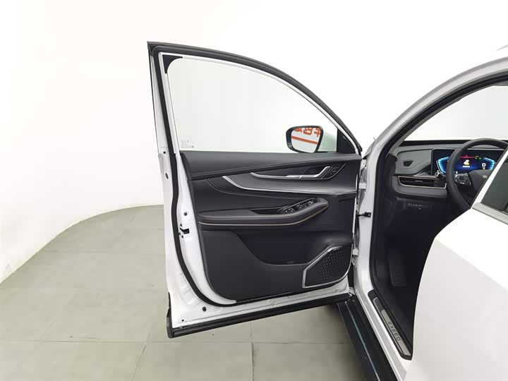 Фото 8 - Exeed LX C-DM Hybrid