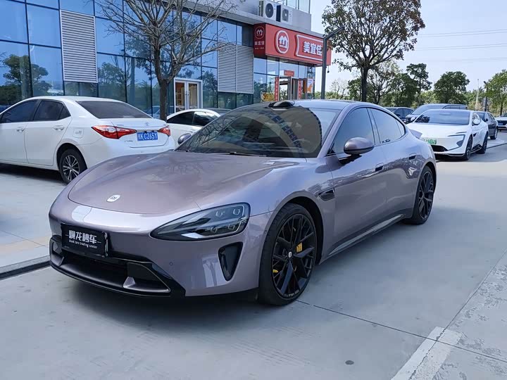 Фото 1 - Xiaomi SU7