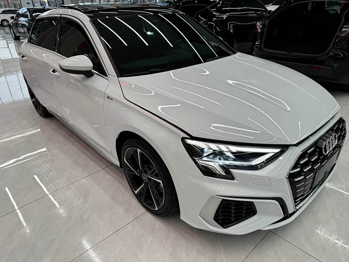 Фото 1 - Audi A3