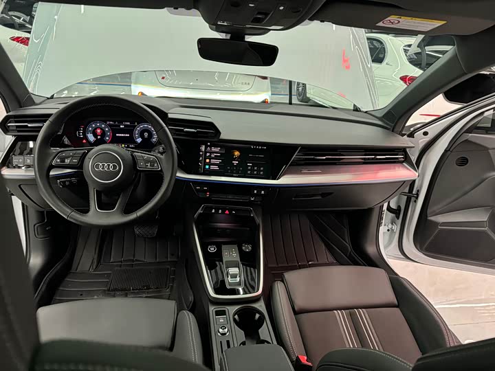 Фото 5 - Audi A3