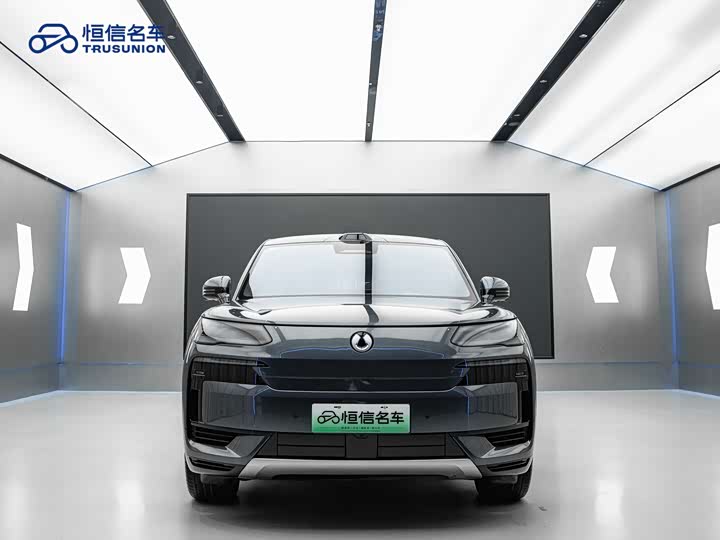 Фото 2 - Denza N9