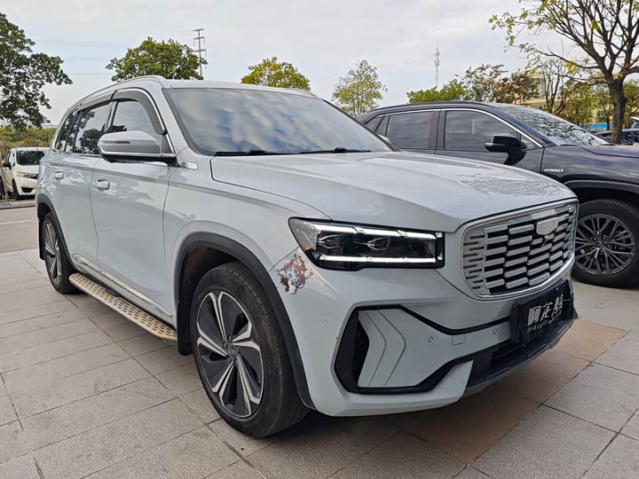 Фото 5 - Geely Monjaro