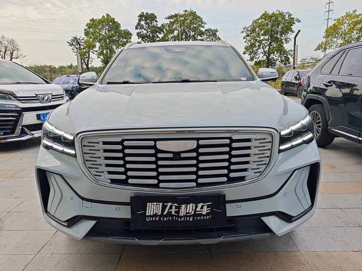 Фото 6 - Geely Monjaro