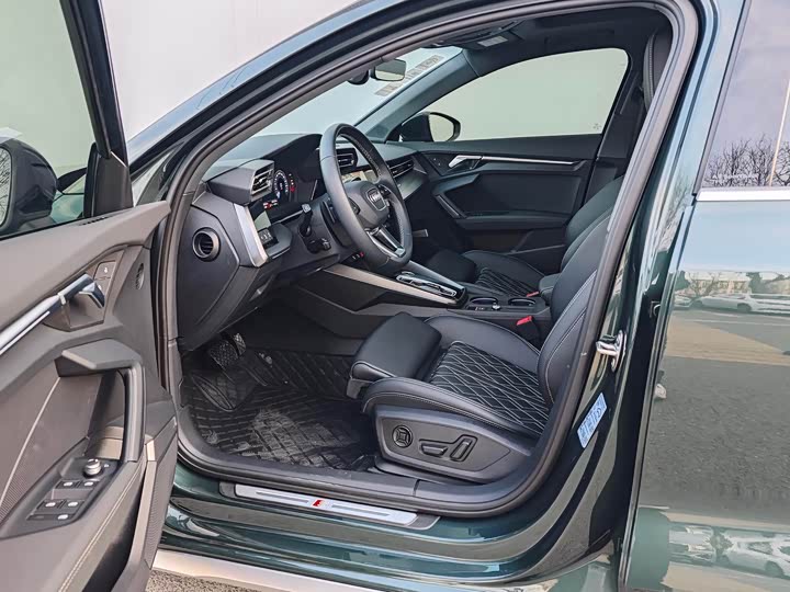 Фото 7 - Audi A3