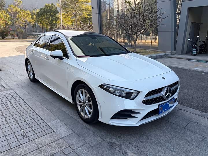 Фото 3 - Mercedes-Benz A-Class