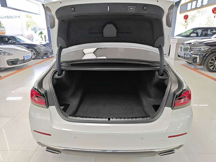 Фото 7 - BMW 5 Series