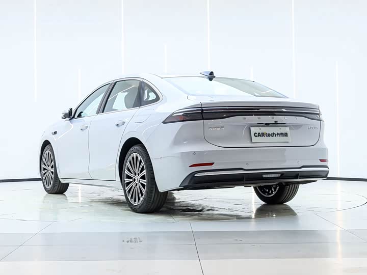 Фото 5 - Geely Galaxy A7