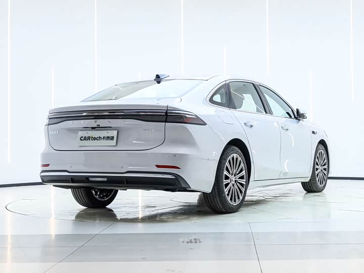 Фото 6 - Geely Galaxy A7