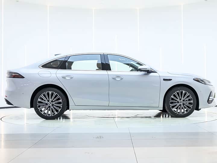 Фото 8 - Geely Galaxy A7