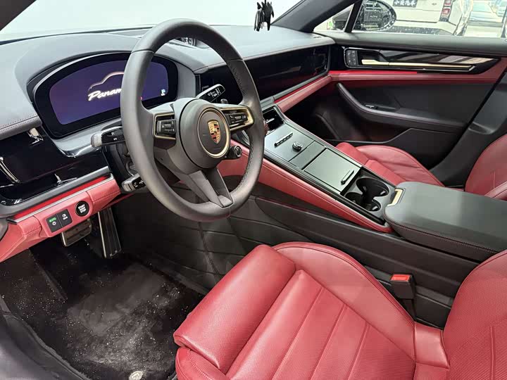 Фото 7 - Porsche Panamera
