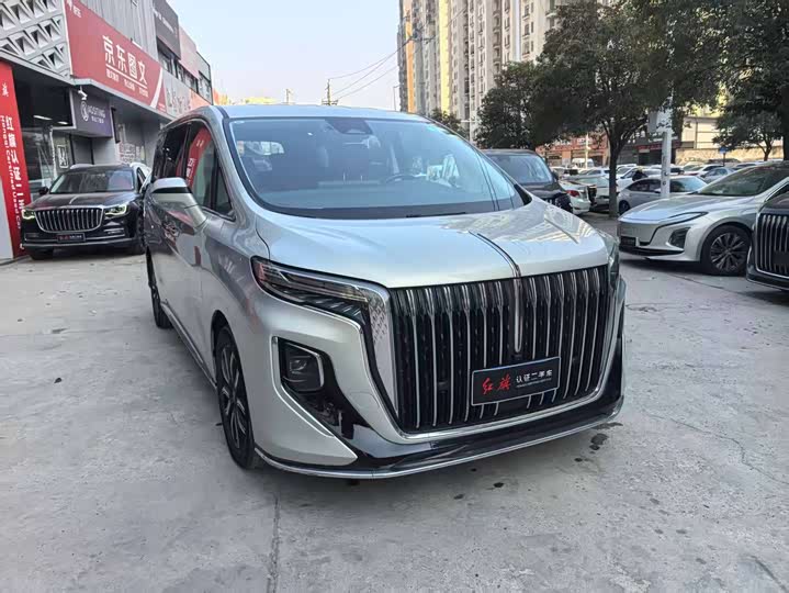 Photo 5 - Hongqi HQ9