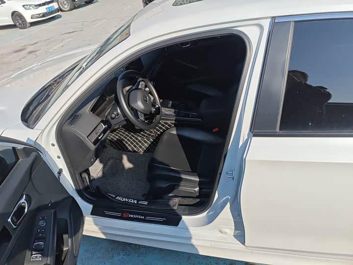 Фото 3 - Honda Integra