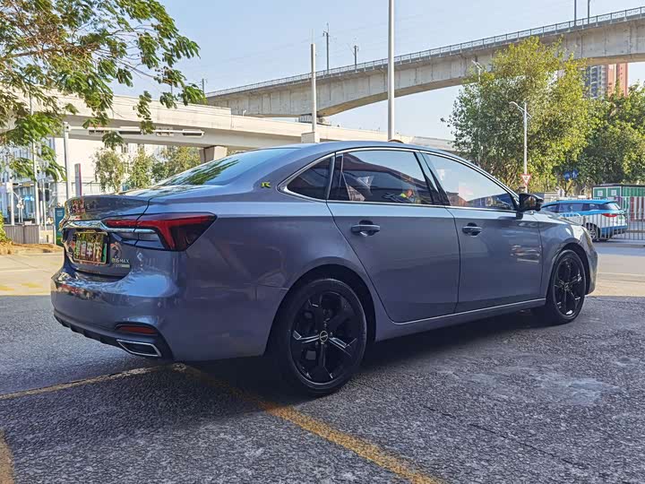 Фото 4 - Roewe i6 Max EV