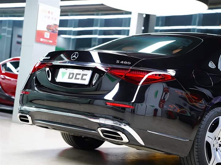 Фото 6 - Mercedes-Benz Maybach S-Class