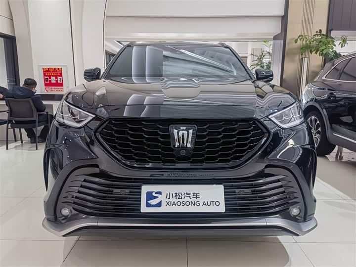 Фото 2 - Toyota Crown Kluger