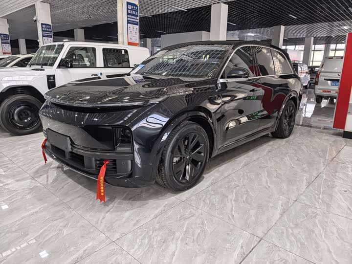 Фото 1 - LiXiang L8