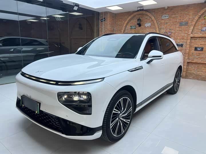 Фото 1 - XPeng G9