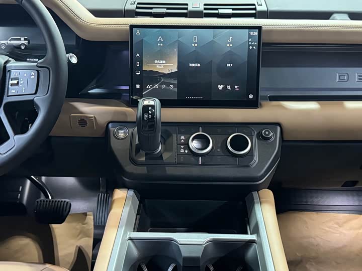 Фото 7 - Land Rover Defender