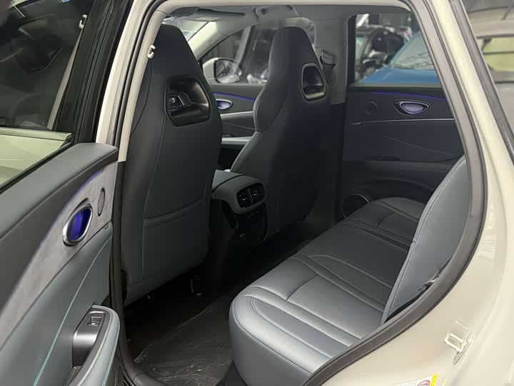 Фото 5 - BYD Sea Lion 07 DM-i Hybrid