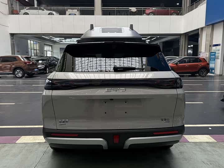 Фото 9 - BYD Sea Lion 07 DM-i Hybrid