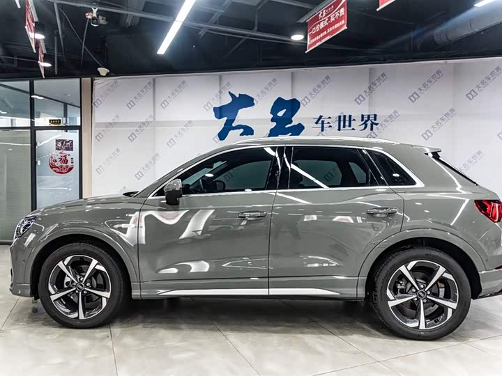 Фото 3 - Audi Q3