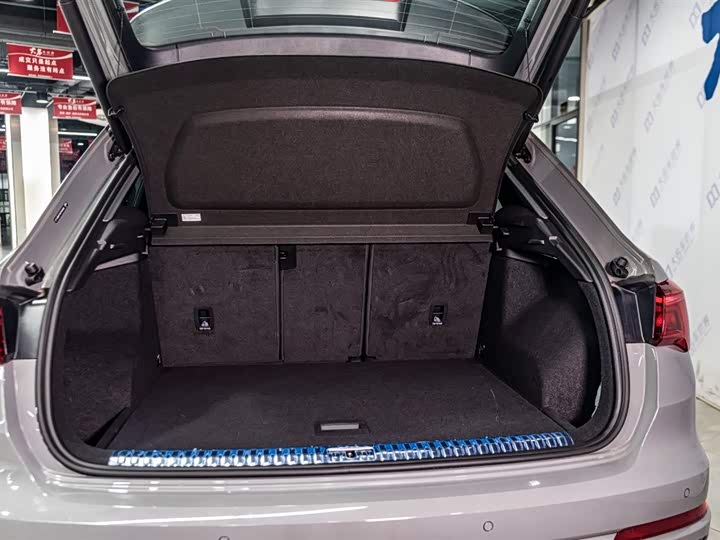 Фото 6 - Audi Q3