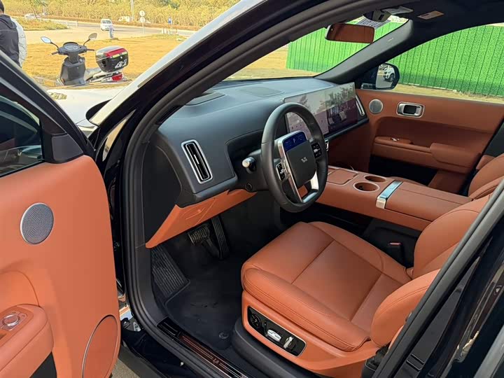 Фото 3 - LiXiang L8