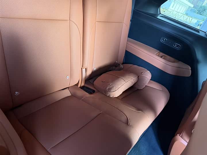 Фото 7 - LiXiang L8