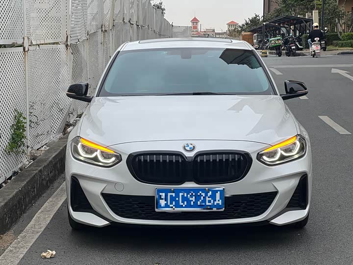 Фото 2 - BMW 1 Series