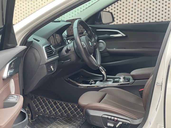 Фото 4 - BMW 1 Series