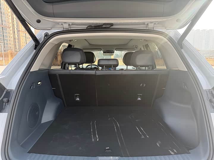 Фото 7 - Geely Galaxy E5