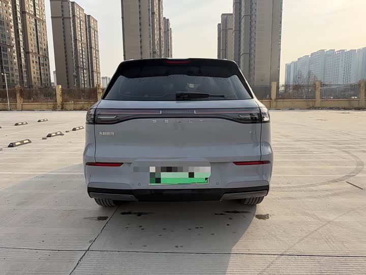 Фото 8 - Geely Galaxy E5