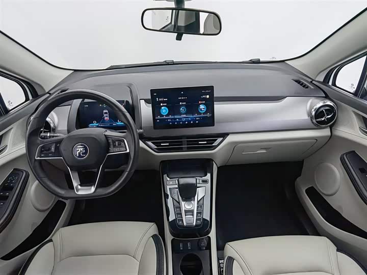 Фото 5 - BYD Yuan Pro