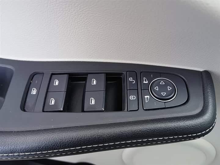 Фото 9 - BYD Yuan Pro