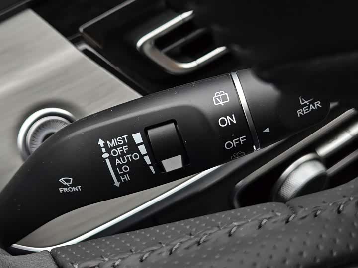 Фото 6 - Hongqi HS5