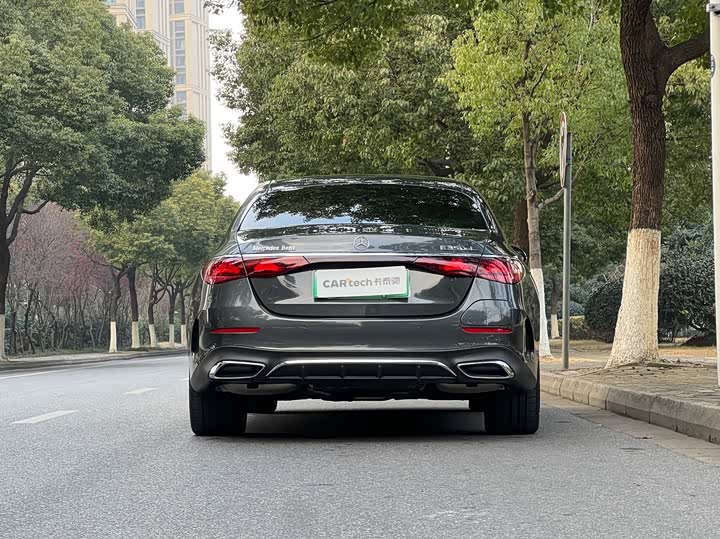 Фото 4 - Mercedes-Benz E-Class Hybrid