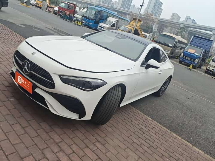 Фото 1 - Mercedes-Benz CLE-Class